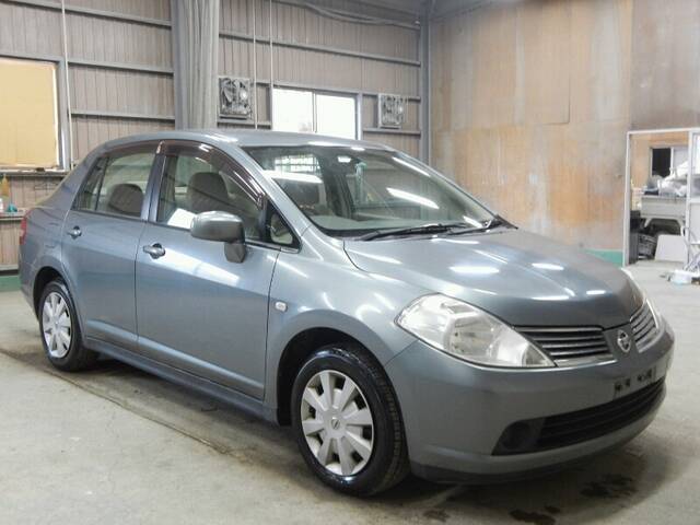NISSAN TIIDA LATIO 15S