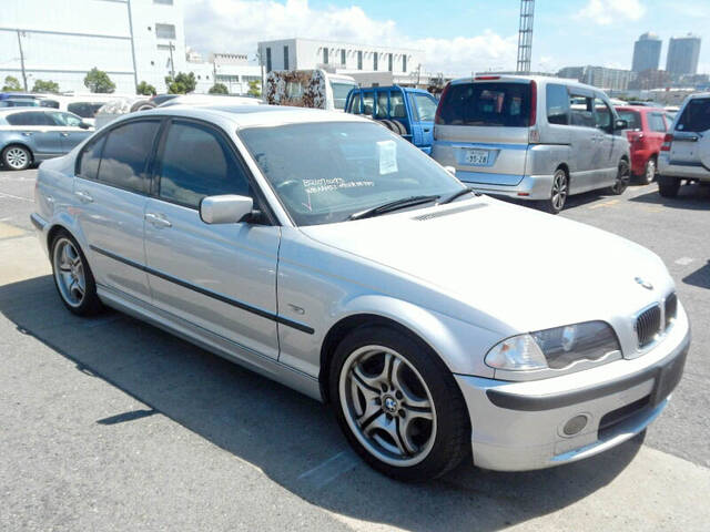 BMW 328i (3 SERIES) M SPORTS