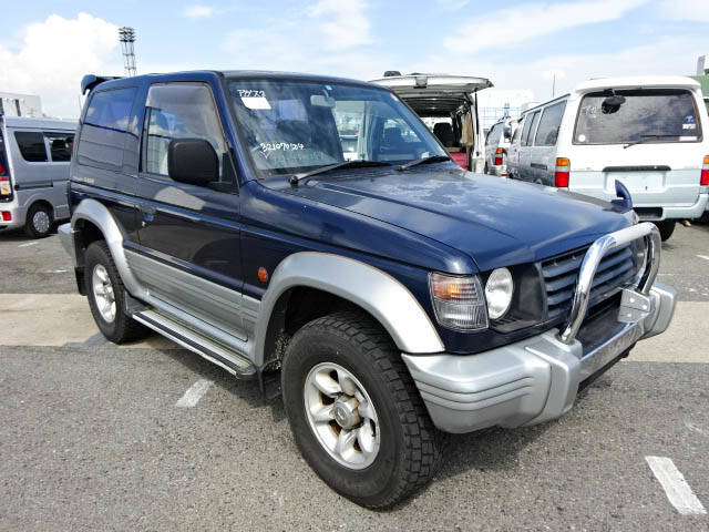 MITSUBISHI PAJERO (MONTERO)