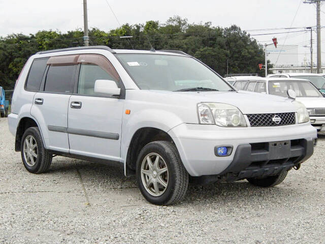 NISSAN X-TRAIL S