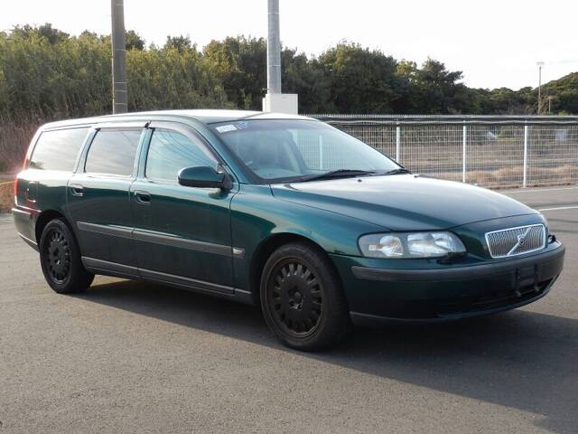 VOLVO V70