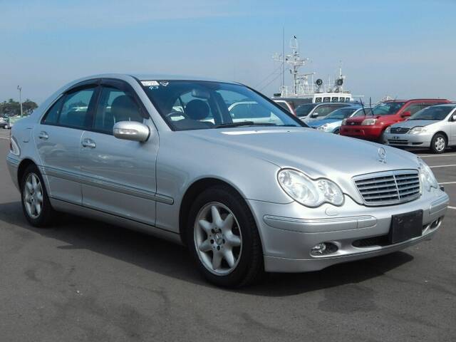 MERCEDES BENZ C240 (C CLASS)