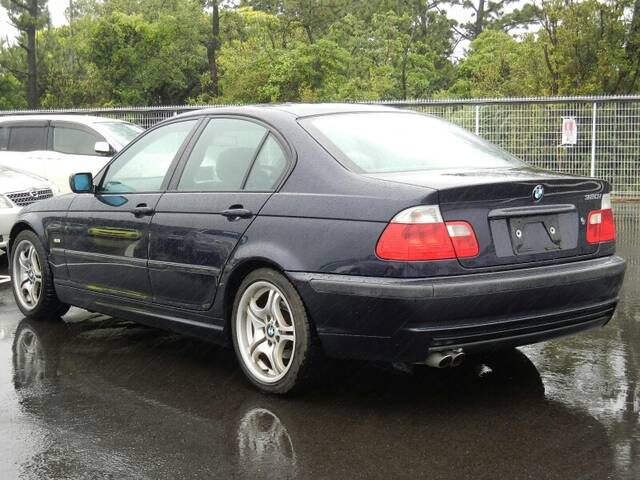  2000 BMW 320i (SERIE 3) |  Número de referencia 0100024658 |  Autos Usados ​​a la Venta |  PicknBuy24.com