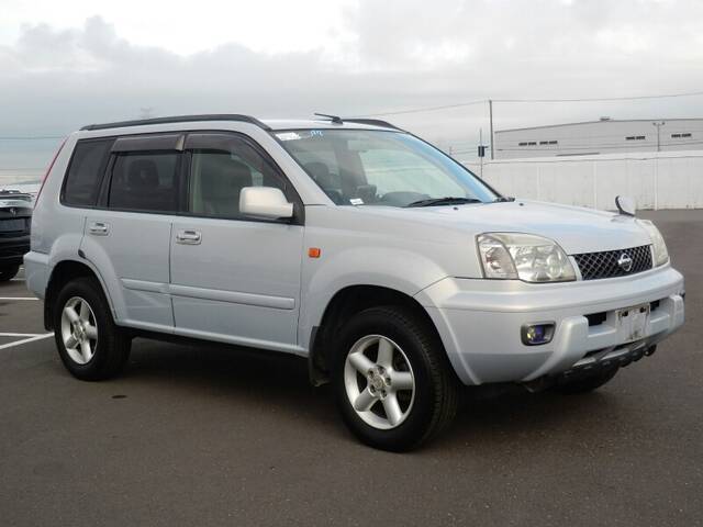NISSAN X-TRAIL Xt