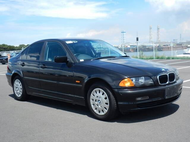  2000 BMW 318i (SERIE 3) |  Número de referencia 0100025094 |  Autos Usados ​​a la Venta |  PicknBuy24.com