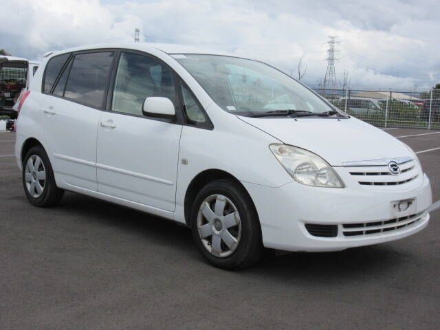 TOYOTA COROLLA SPACIO (VERSO) X LTD