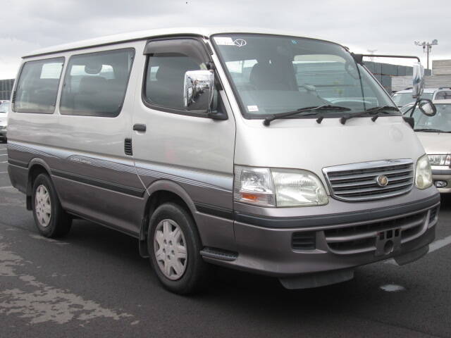 Toyota hiace 2002