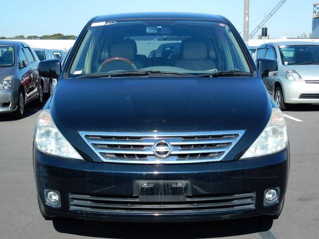 Nissan presage 2005