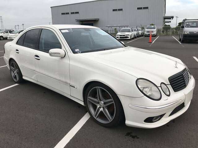MERCEDES BENZ E320 (E CLASS) AVANTGARDE