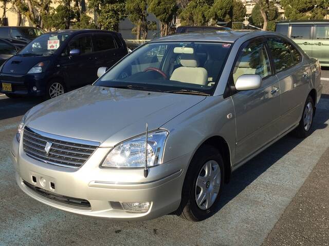 Toyota premio 2004