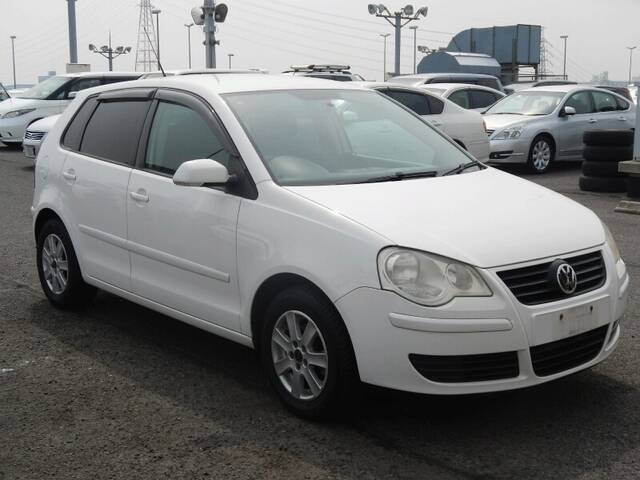 VOLKSWAGEN POLO COMFORT LINE