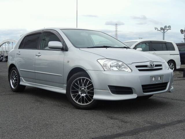 Toyota corolla runx 2004