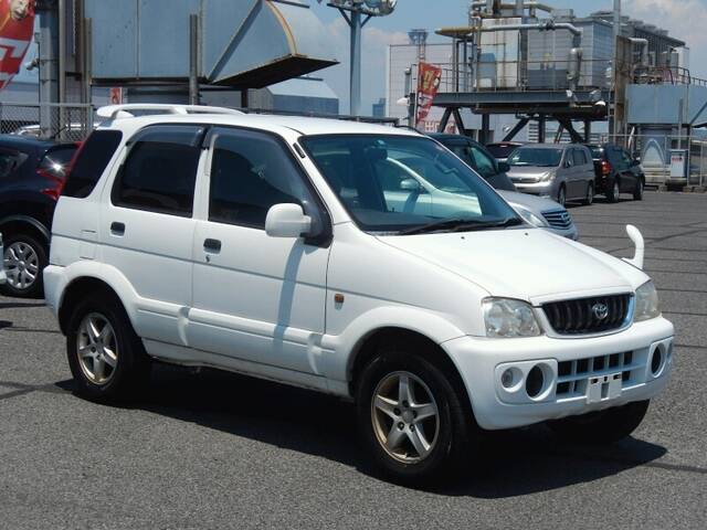 TOYOTA CAMI Q