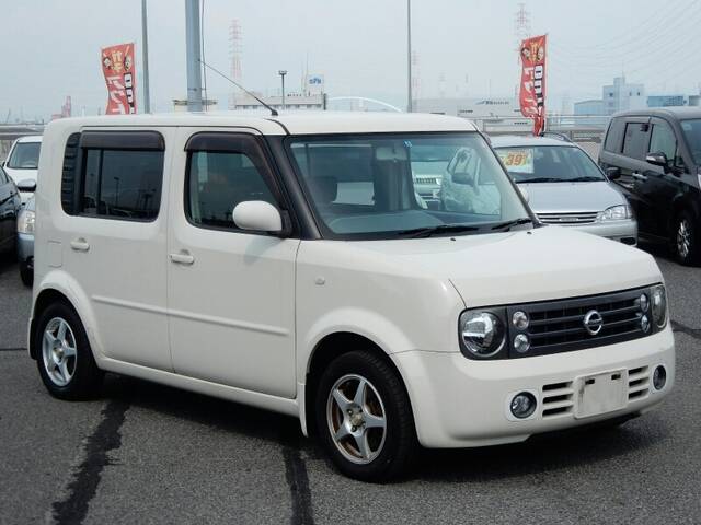 2006 Nissan Cube Cubic Spacious Room For Family Fuel Efficient