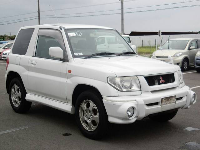 MITSUBISHI PAJERO IO (MONTERO IO) ZR