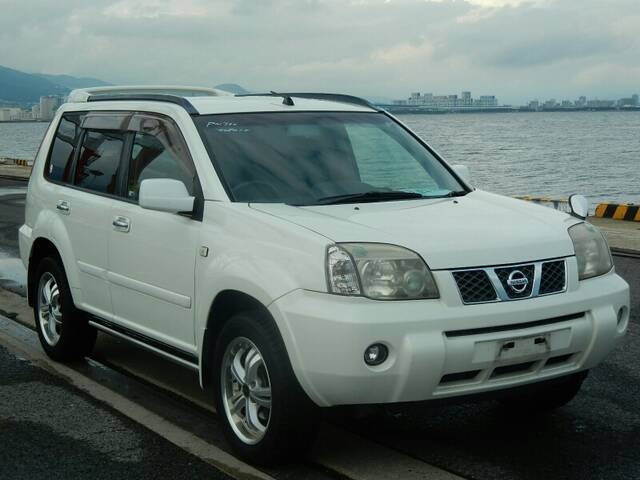 NISSAN X-TRAIL GT