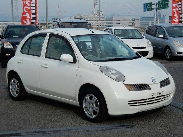  2004 NISSAN MARCH (MICRA) - ¡Diseño lindo!  Bajo kilometraje !!  |  Número de referencia 0100028714 |  Autos Usados ​​a la Venta |  PicknBuy24.com