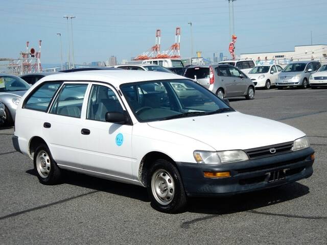 TOYOTA COROLLA VAN DX
