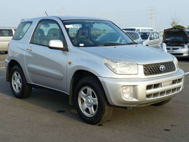2002 Toyota Rav4 Easy To Drive And Maintain Fuel Efficient 14 4 Km L Ref No 0100028976 Used Cars For Sale Picknbuy24 Com