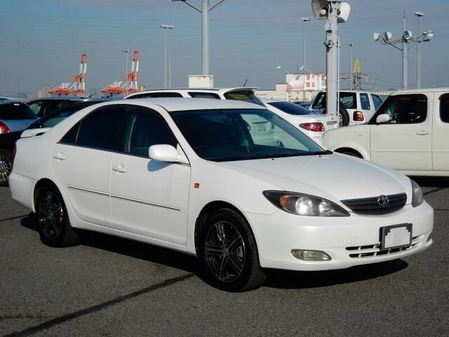 TOYOTA CAMRY TOURING