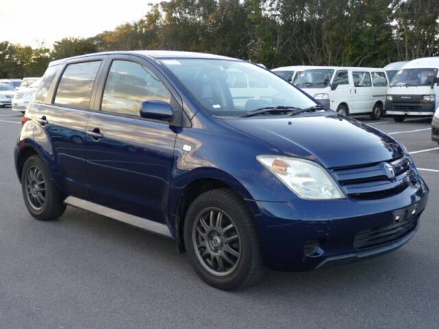 TOYOTA IST 1.3F L-ED HID SELECTION II