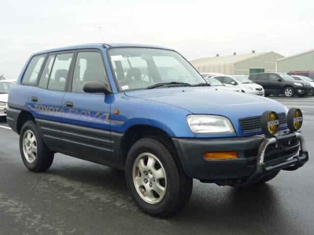 TOYOTA RAV4