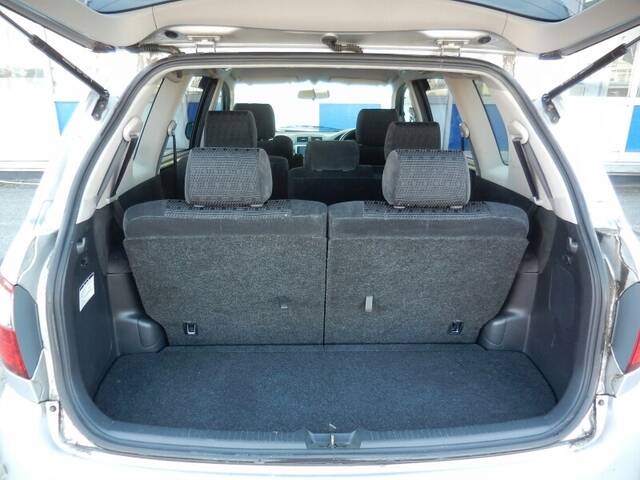 2004 Toyota Ipsum Picnic Good For Family Use 7 Seater
