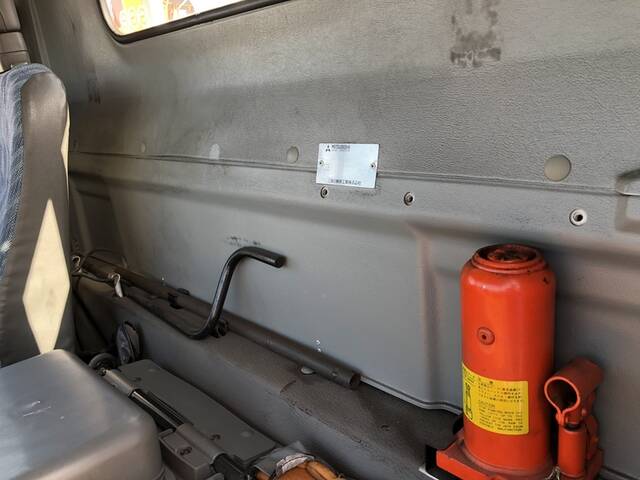 Mitsubishi canter 4d35