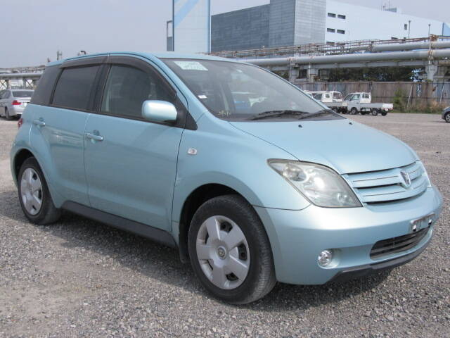 2004 Toyota Ist Very Low Mileage Only 4 000 Km Fog Lights