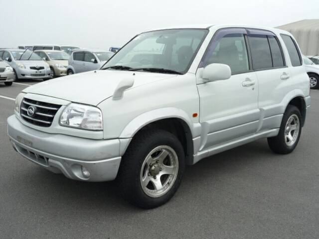 Suzuki escudo 2003