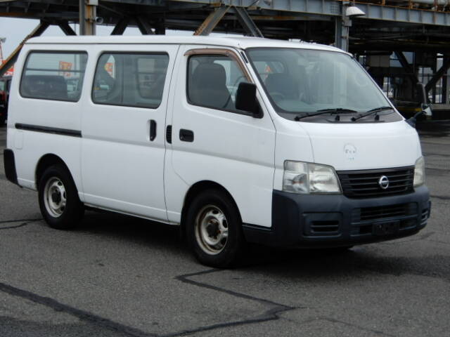 nissan caravan 2004