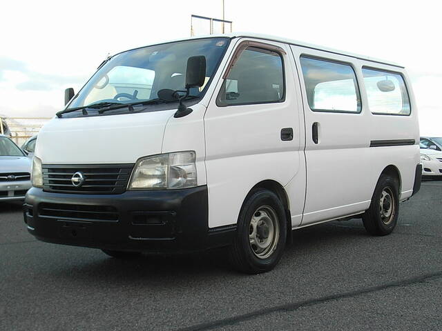 nissan caravan van