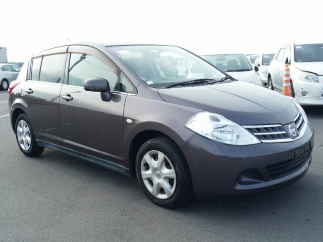 NISSAN TIIDA 15S