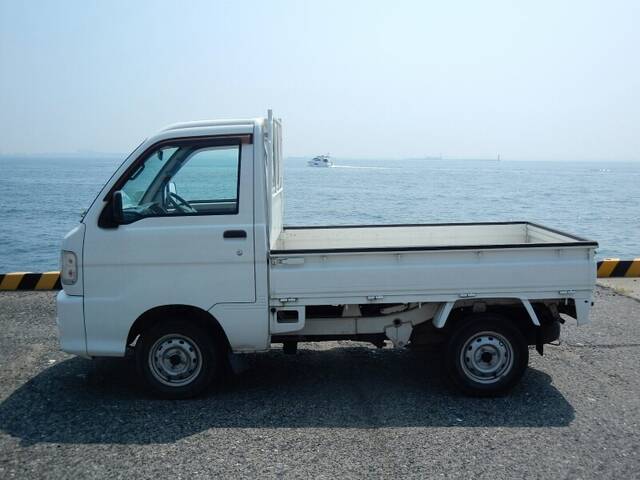 2000 Daihatsu Hijet Truck Mini Truck With A 4 Wheel Drive And