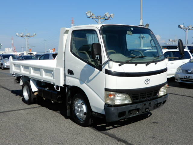 2004 Toyota Dyna Powerful Diesel Engine That Makes You Carry The