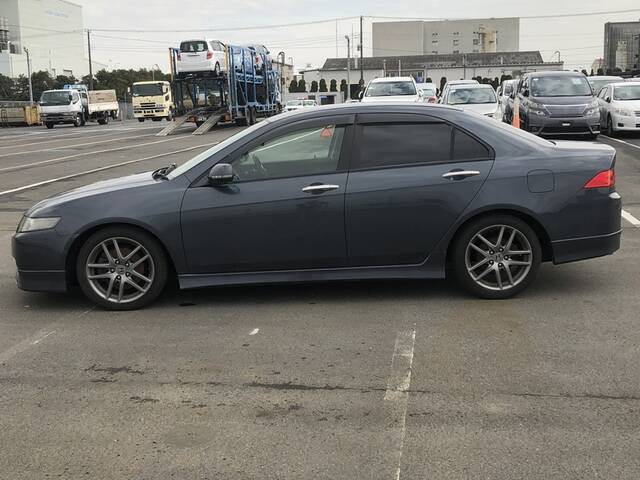 2005 Honda Accord Cool Looking Bumper With A Cool