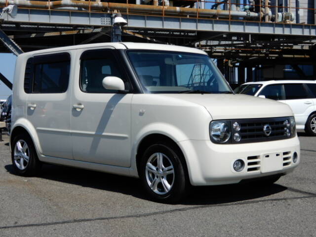 NISSAN CUBE CUBIC 15S FOUR