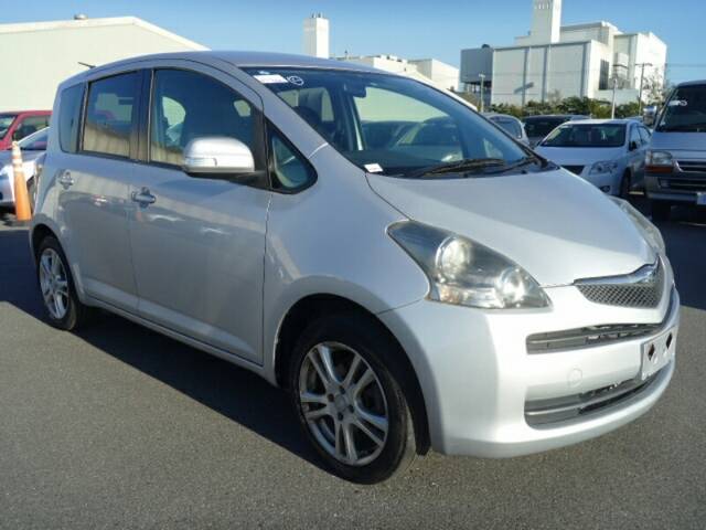 2009 Toyota Ractis Alloy Wheels Cute Compact Ref No