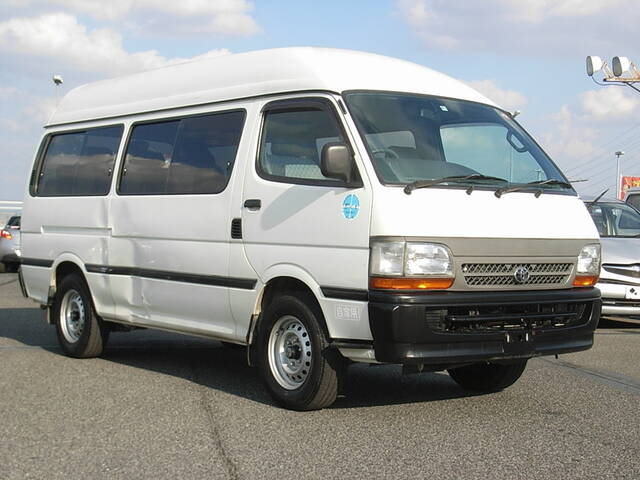 toyota hiace commuter 2004 for sale