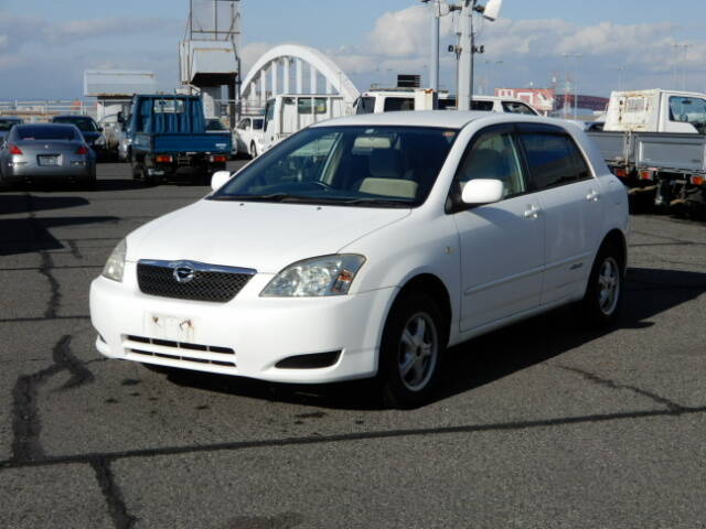 Toyota corolla runx 2004