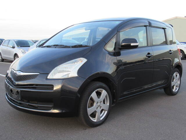 2005 TOYOTA RACTIS - 16inch Factory Alloy Wheels Keyless Entry Rear ...