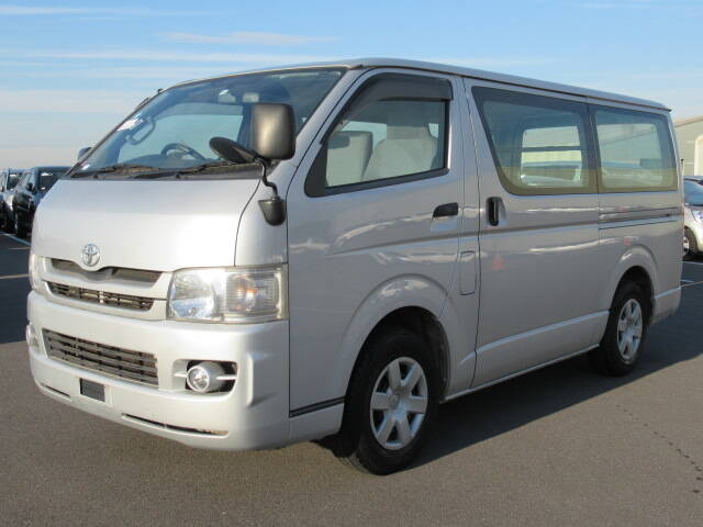 Toyota regius ace van