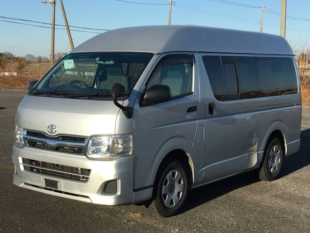 Toyota regius ace van