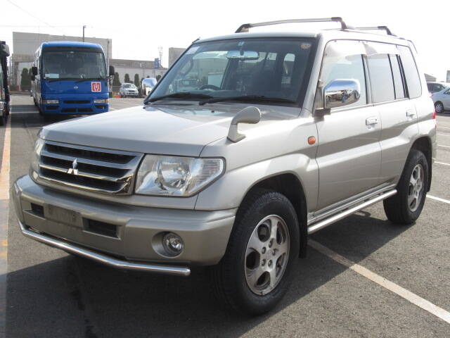 MITSUBISHI PAJERO IO (MONTERO IO)