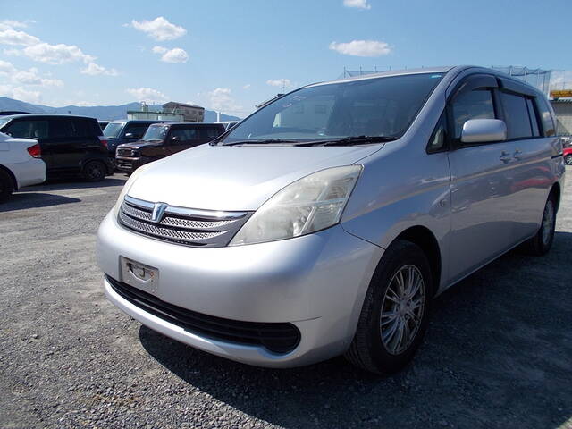 TOYOTA ISIS L