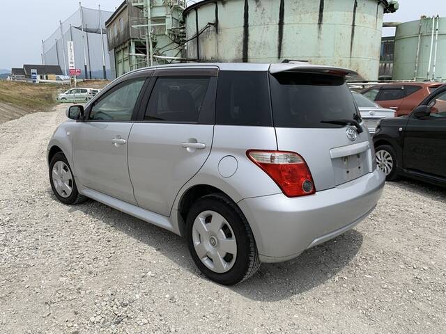 Toyota ist 2006