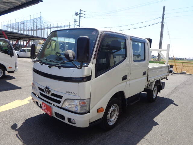 TOYOTA DYNA W-CAB