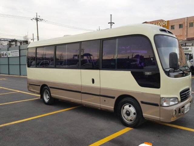 HYUNDAI COUNTY