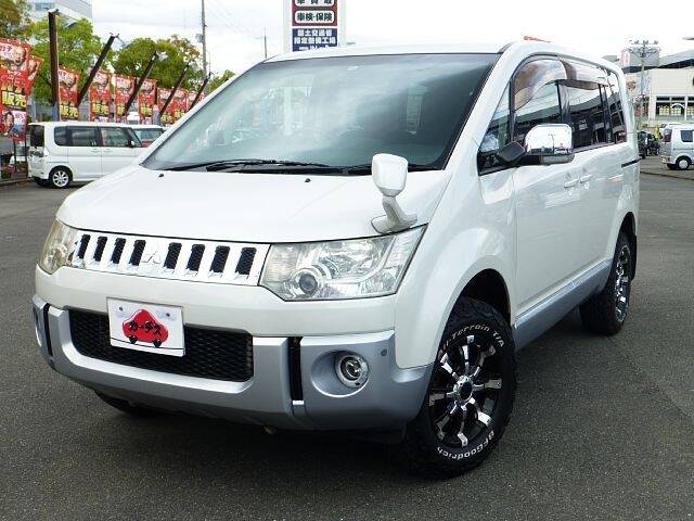 Mitsubishi delica 2010
