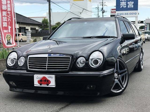 MERCEDES BENZ E320 (E CLASS)
